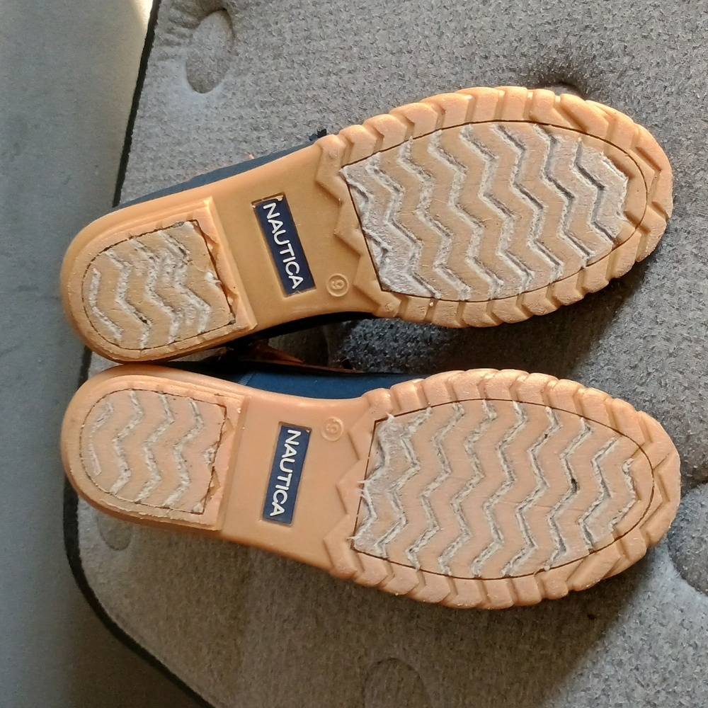 Nautica Rain/Snow Weather Boots. - Picture 4 of 4